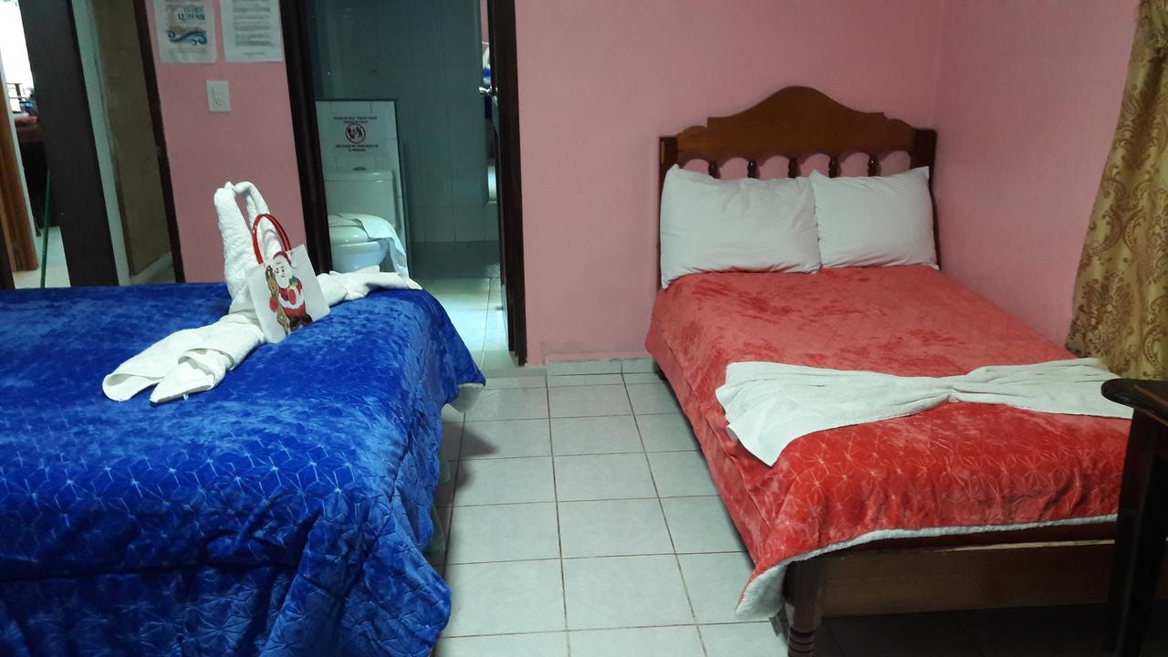 בקאלאר Hotel Lunas מראה חיצוני תמונה