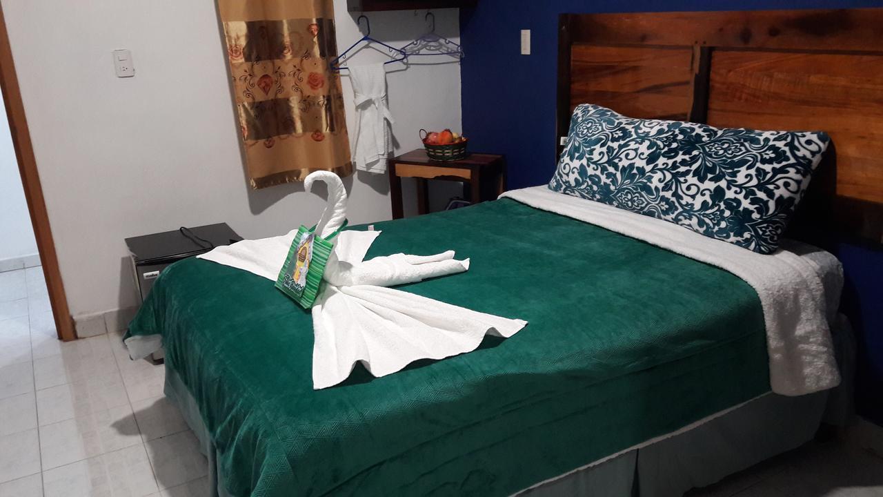 בקאלאר Hotel Lunas מראה חיצוני תמונה