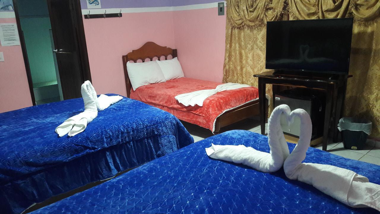 בקאלאר Hotel Lunas מראה חיצוני תמונה
