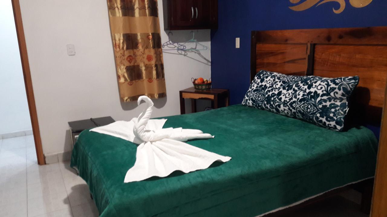 בקאלאר Hotel Lunas מראה חיצוני תמונה